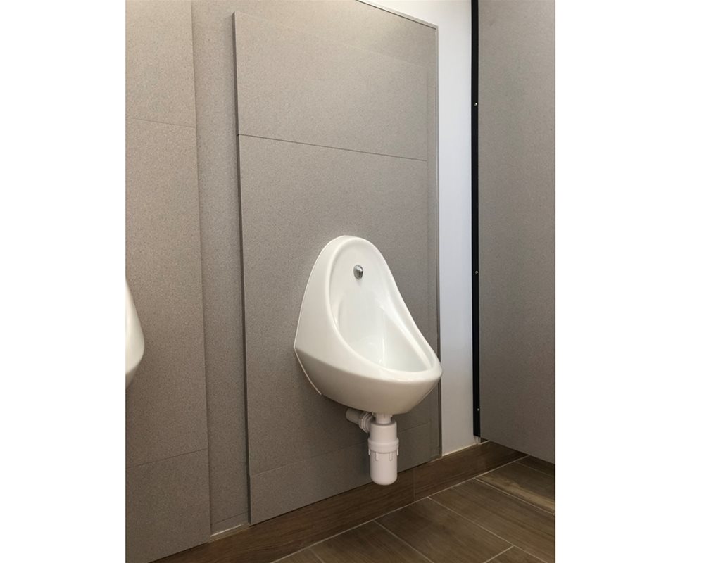 Bushboard Washrooms | Baseline Toilet Cubicle Range | Urinal 